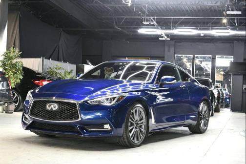 2017 INFINITI Q60 3.0t Sport