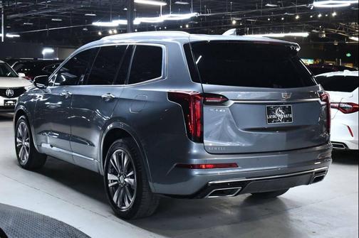 Gray 2021 Cadillac XT6 Luxury FWD
