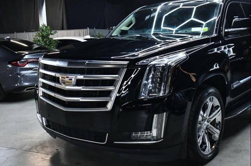 2016 Cadillac Escalade Luxury
