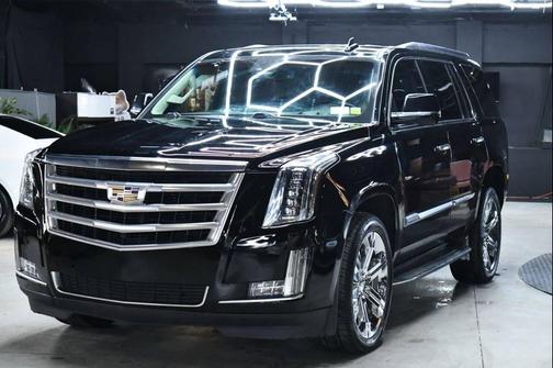 2016 Cadillac Escalade Luxury