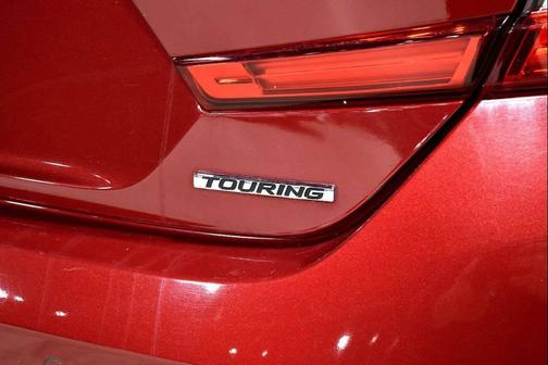 2018 Honda Accord Touring 4dr Sedan (1.5T I4)