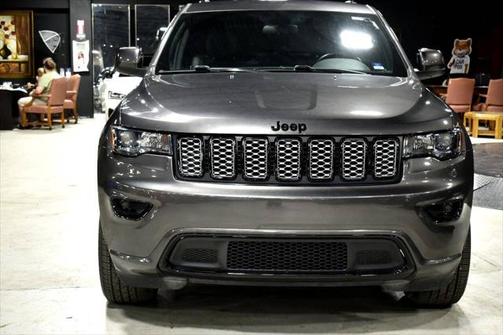 2021 Jeep Grand Cherokee Laredo