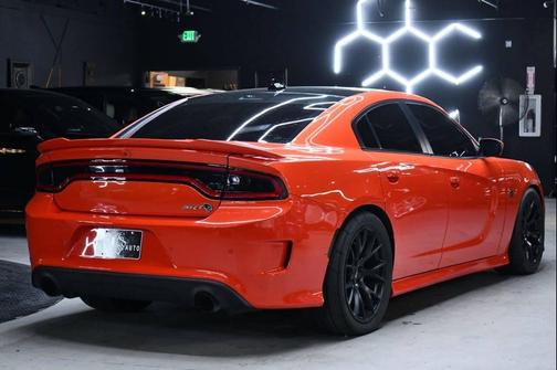 Go Mango 2016 Dodge Charger SRT Hellcat