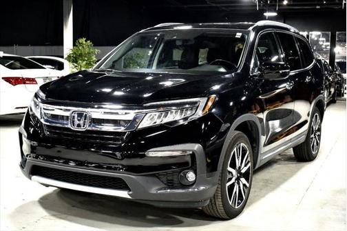 2022 Honda Pilot Touring 8-Passenger