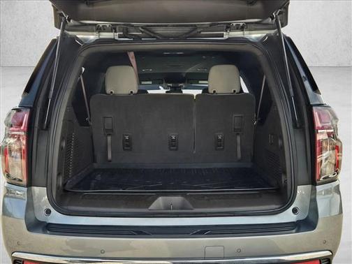 2023 Chevrolet Suburban LS