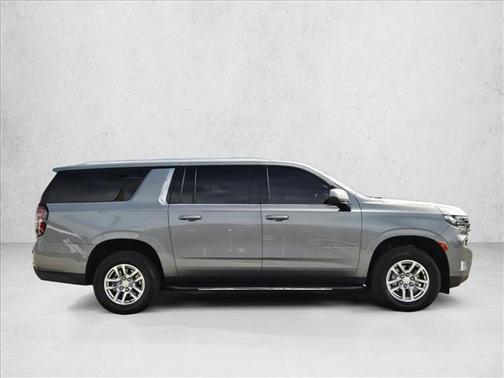 2023 Chevrolet Suburban LS