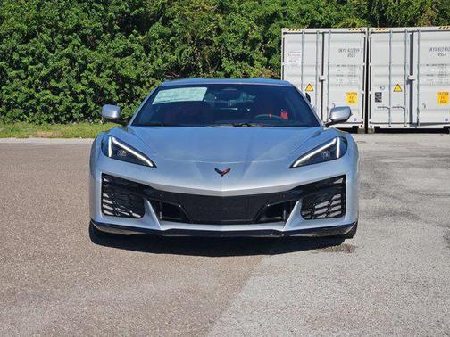 Blade Silver Metallic 2027 Chevrolet Corvette Grand Sport