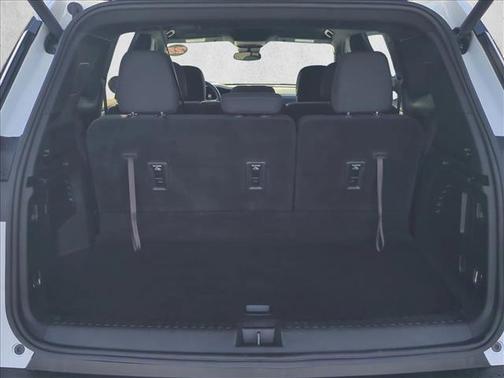 Summit White 2025 GMC Acadia AWD Elevation