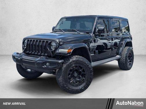 Black Clearcoat 2020 Jeep Wrangler Unlimited Sahara