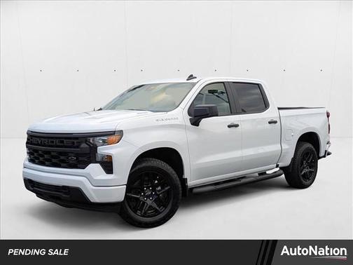 2025 Chevrolet Silverado 1500 Custom