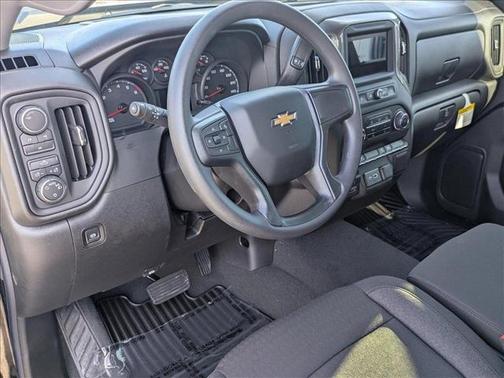 2025 Chevrolet Silverado 2500 Custom