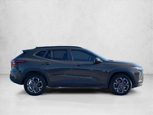 Harvest Bronze Metallic 2024 Chevrolet Trax LT