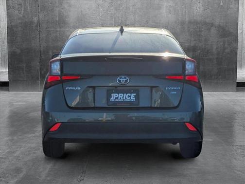 2022 Toyota Prius L