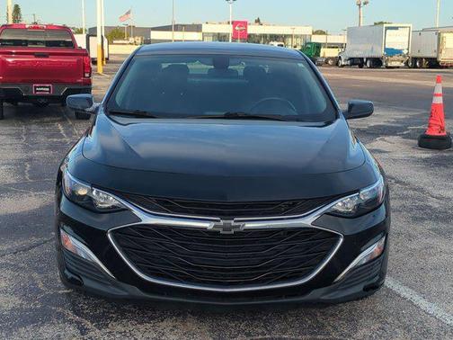 2021 Chevrolet Malibu FWD RS