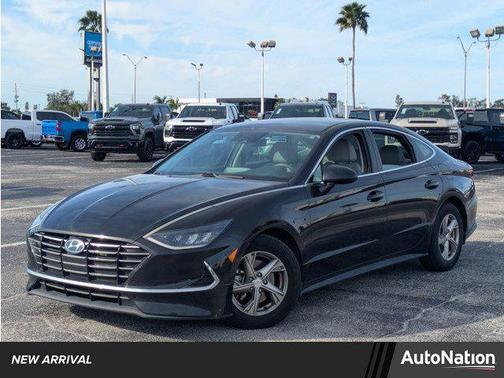 2021 Hyundai SONATA SE