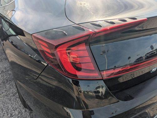 2021 Hyundai SONATA SE