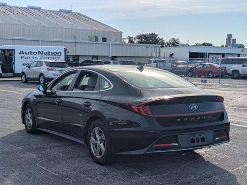 2021 Hyundai SONATA SE
