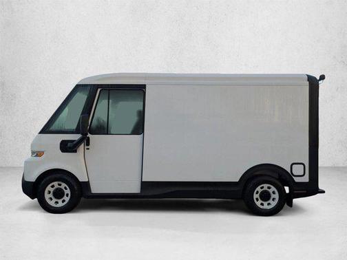 Oyster White 2026 Chevrolet BrightDrop 400 eFWD 400
