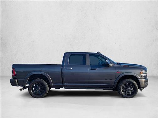 2020 RAM 2500 Laramie Crew Cab 4X4 6'4' Box