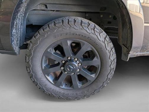 2020 RAM 2500 Laramie Crew Cab 4X4 6'4' Box