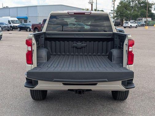 White Sands 2026 Chevrolet Silverado 1500 RST