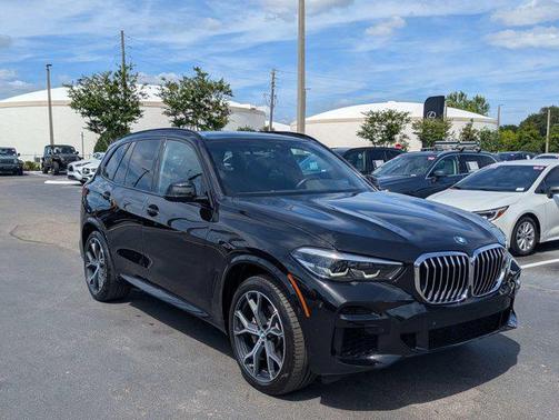 Black Sapphire Metallic 2023 BMW X5 xDrive40i