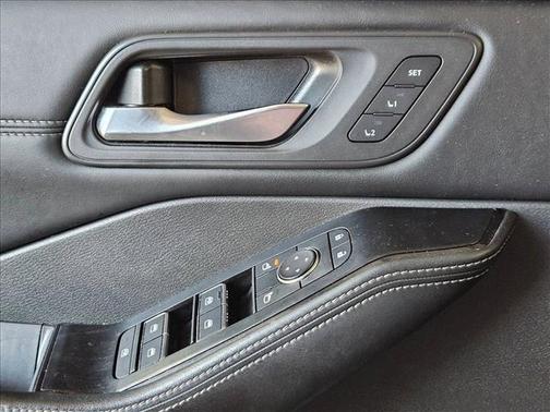 Gun Metallic 2022 Nissan Rogue SL