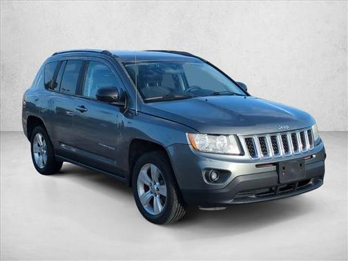 Mineral Gray Metallic 2013 Jeep Compass Latitude