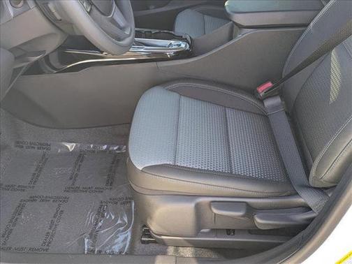 Summit White 2026 Chevrolet Trax LT