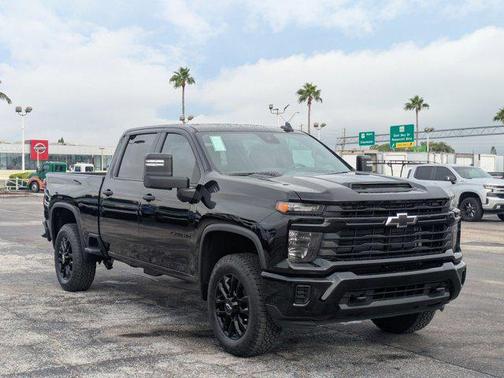 2025 Chevrolet Silverado 2500 Custom