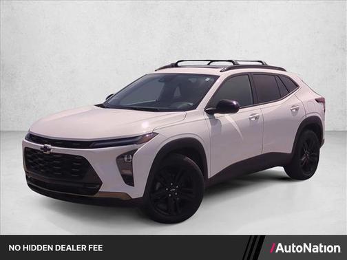 Summit White 2025 Chevrolet Trax FWD ACTIV