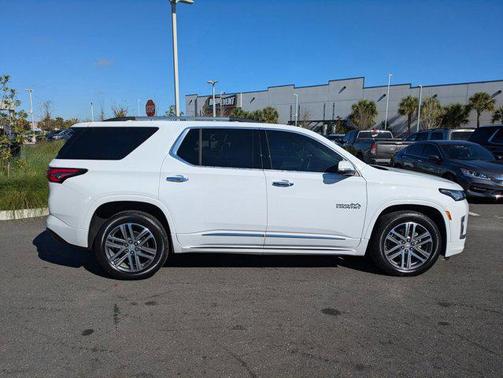 2023 Chevrolet Traverse High Country