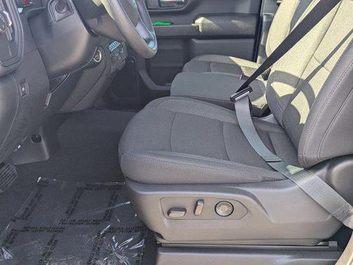 Sterling Gray Metallic 2026 Chevrolet Silverado 2500 Custom