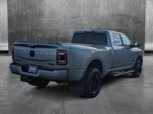 2021 RAM 3500 Big Horn Crew Cab 4x4 8' Box