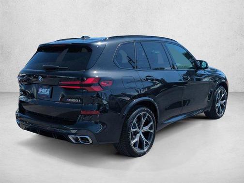 Black Sapphire Metallic 2026 BMW X5 M60i