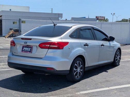 2017 Ford Focus SE