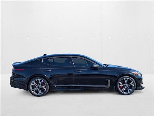2018 Kia Stinger GT1