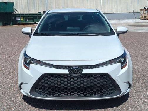 Wind Chill Pearl 2022 Toyota Corolla LE