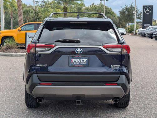 2019 Toyota RAV4 Hybrid SE