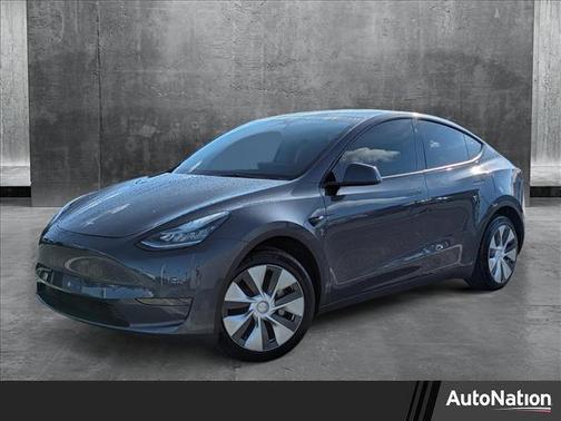 2023 Tesla Model Y Long Range Dual Motor All-Wheel Drive