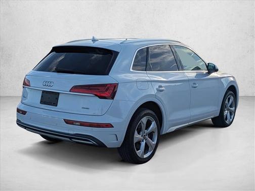 2021 Audi Q5 45 Premium Plus