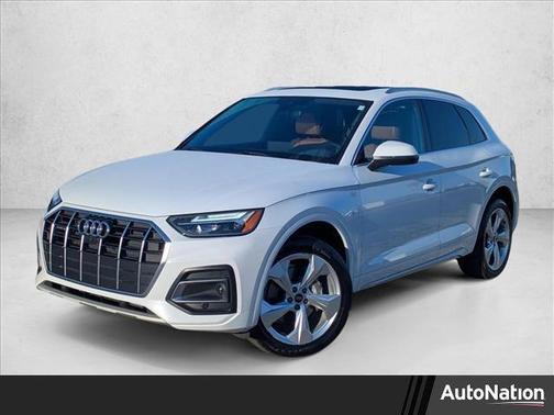Glacier White Metallic 2021 Audi Q5 45 Premium Plus