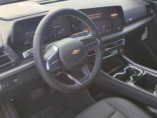 Sterling Gray Metallic 2026 Chevrolet Traverse LT