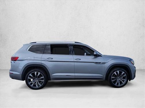 Platinum Gray Metallic 2023 Volkswagen Atlas 3.6L SEL Premium