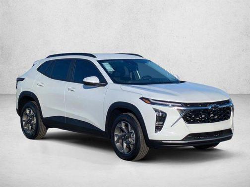 Summit White 2026 Chevrolet Trax LT