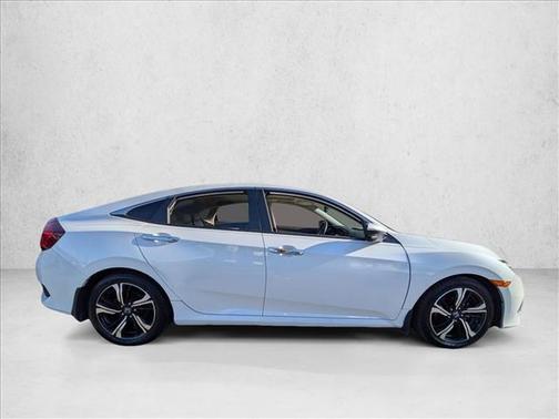 2017 Honda Civic Touring