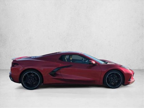 Red Mist Metallic Tintcoat 2022 Chevrolet Corvette Stingray w/2LT