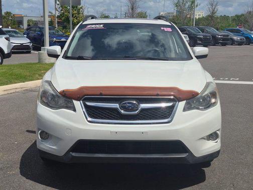 Crystal White Pearl 2015 Subaru XV Crosstrek 2.0i Premium