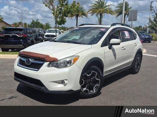 Crystal White Pearl 2015 Subaru XV Crosstrek 2.0i Premium
