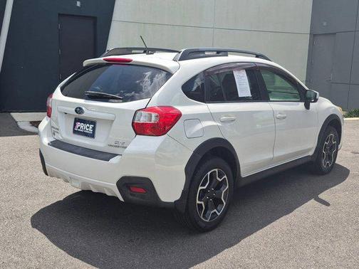 Crystal White Pearl 2015 Subaru XV Crosstrek 2.0i Premium